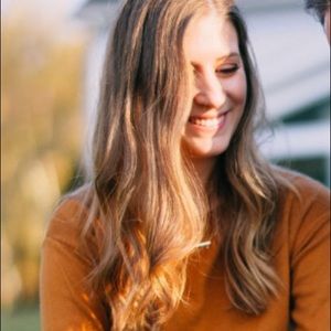 Meet your Posher, Cara